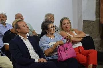 El PSOE rinde homenaje al exconcejal José Alcaraz/TA.